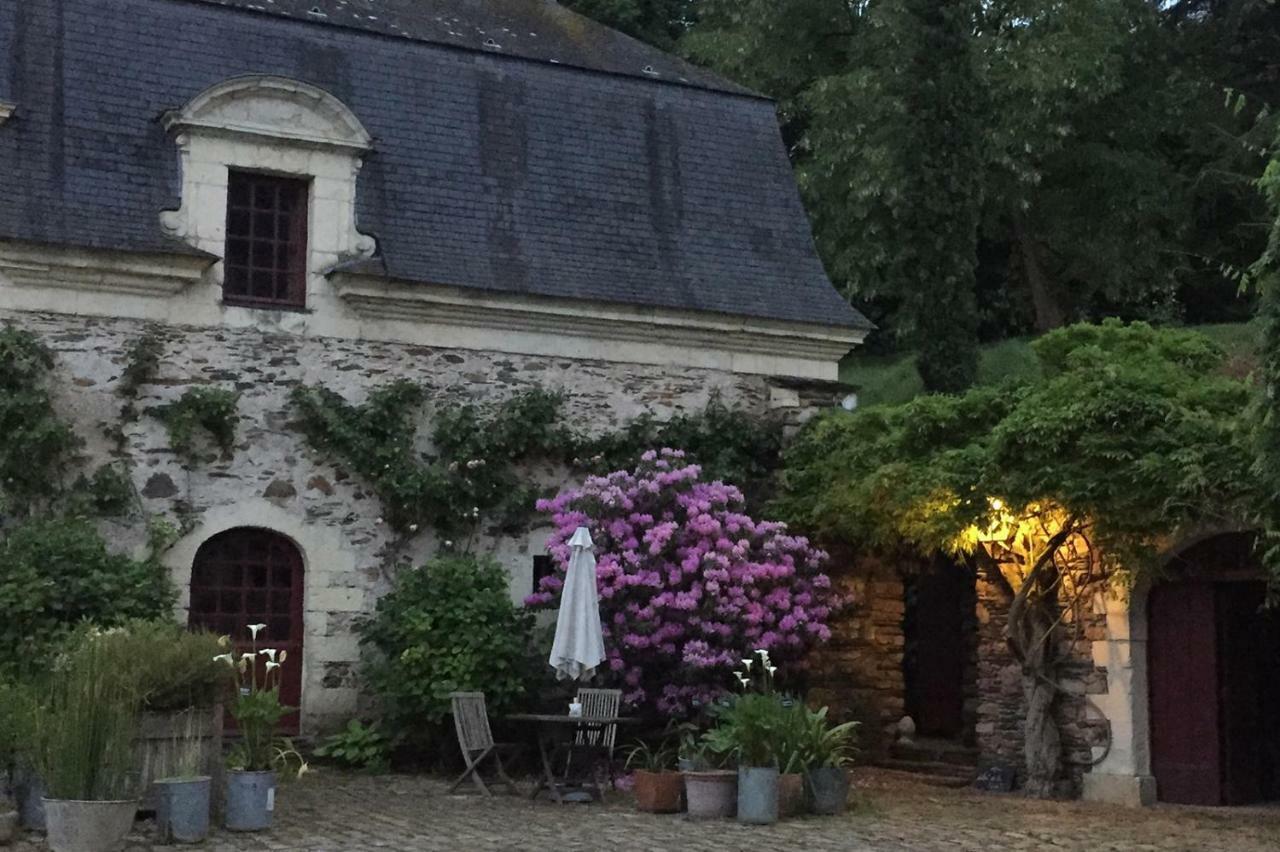 Manoir De La Groye Hotel Saint-Saturnin-sur-Loire Kültér fotó